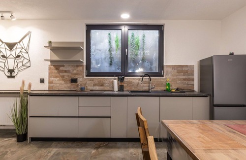 Kupjak House | Stunning private villa for 7 people with hot tub, A/C, WIFI, TV, terrace and parking