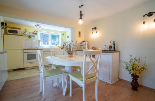 Lic House | Stunning private villa for 6 people with WIFI, private pool, hot tub, TV, terrace and pets allowed