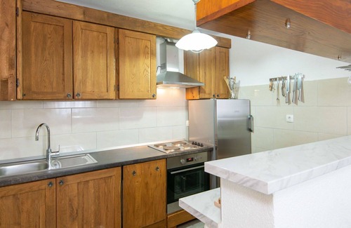 Cove Tri Zala (Zrnovo) Villa | Stunning private villa for 8 people with A/C, private pool, WIFI, TV, terrace and pets allowed