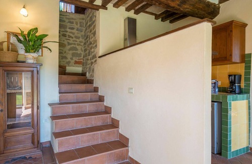 Pieve di Chio House | Stunning private villa for 12 people with private pool, WIFI, TV, terrace, pets allowed and park.