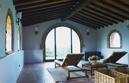 Rapale Villa | Stunning private villa for 20 people with sauna, private pool, WIFI, TV, panoramic view and park.