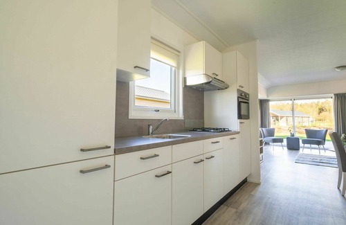 Biddinghuizen House | Stunning private villa for 4 guests with WIFI, pool, TV and terrace