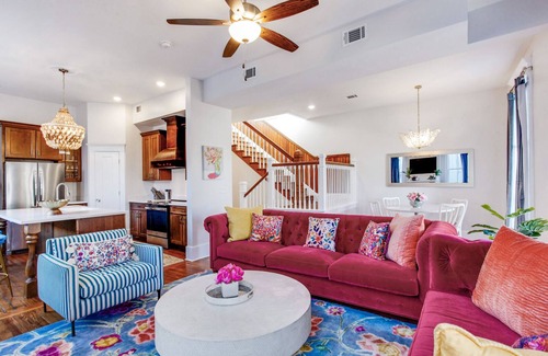 Savannah Victorian District Apartment | Stunning Renovation by Forsyth Park 4 Bedroom Apt B
