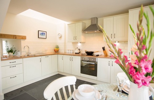Eglwyswrw House | Stunning Romantic Barn Overlooking a Peaceful Meadow in Pembrokeshire