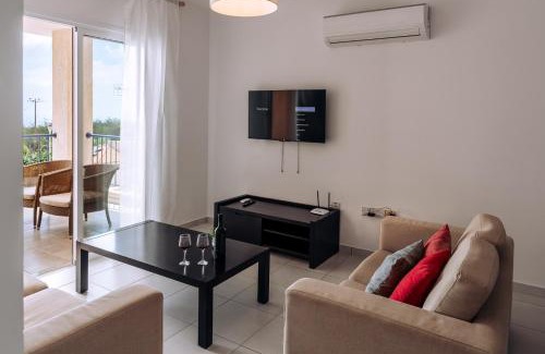 Tremithousa Apartment | Stunning Sea & Sky View- 3BR, Pool ,Amazing Balcony