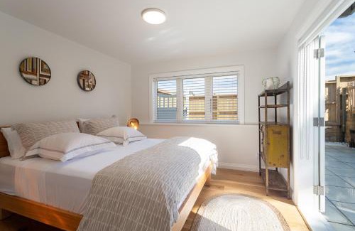 Three Kings Apartment | Stunning Self-contained Apartment