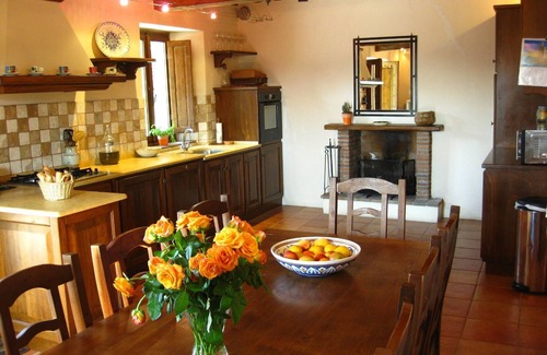 Guzzano-pieve di Controne Villa | Stunning Tuscan Luxury Villa with Private Pool and 360 degree Panoramic Views.