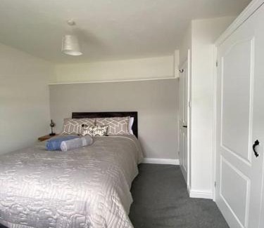 Rhuddlan House | Stunning Two bed cottage