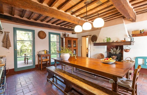 Civitella Paganico House | Stunning villa with private pool, WIFI, TV, terrace, pets allowed, panoramic view and parking
