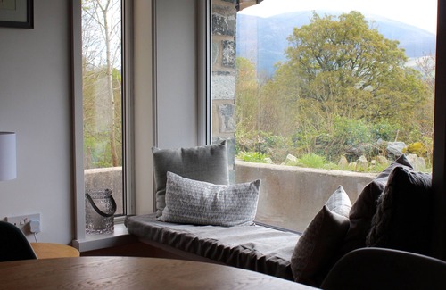 Brynrefail Cottage | Stunning views of Snowdonia Mountains