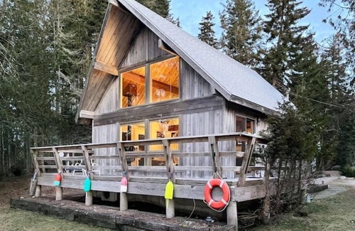 Steuben Cabin | *Stunning Views* Oceanfront Chalet, Fri-Fri Weekly Rental