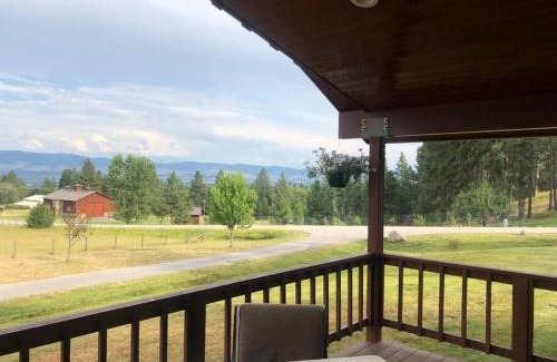 Hamilton House | Stunning Views, Prime Location