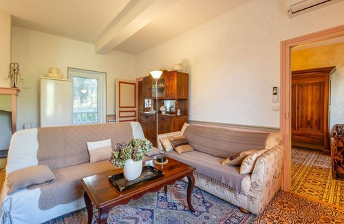 Azillanet House | Stunning villa for 2 people with private pool, WIFI, A/C, TV, terrace, panoramic view and parking