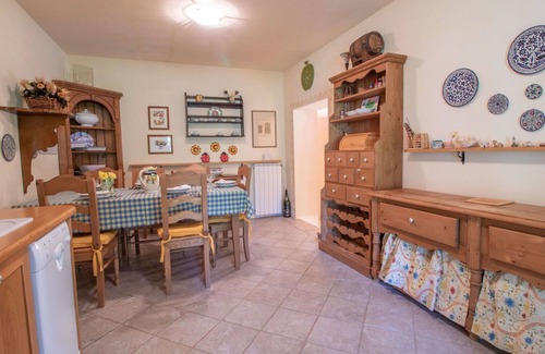 Montoro Villa | Stunning villa for 4 people with pool, WIFI, TV, balcony, panoramic view and parking