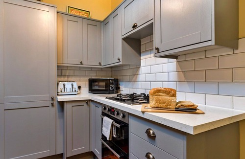 Tunstall House | Stunning villa for 6 people with WIFI and parking