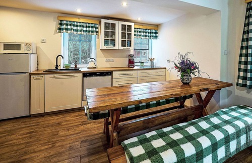 Bedrichov Villa | Stunning villa for 8 guests with WIFI, TV, terrace and parking