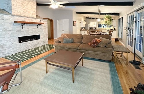 North Kingstown House | Stunning Waterview in Wickford