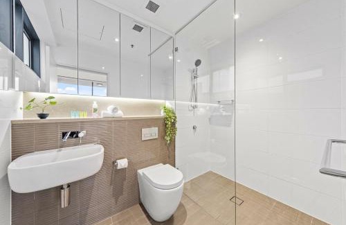 North Sydney Apartment | Stunning Waterview 2Bed Apt North Sydney