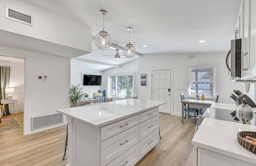 St. Augustine South House | Stunning Waterview! Beach and Downtown only 10min away.Boat ramp 1/4 mile away.