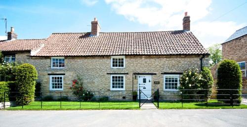 Westow House | Stunning Yew Tree Cottage