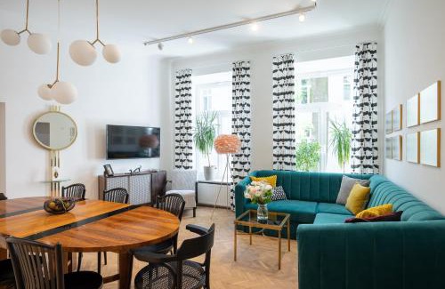 Piasek Połnoc Apartment | Style4rent Luxury Old Town Apartment