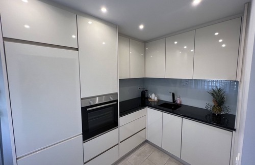 Klybeck Apartment | stylish 1-bedroom condo close to exhibition square