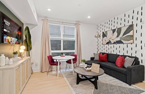 Mantua Apartment | Stylish 1BR - DT Philly by Art Museum & Key Sights