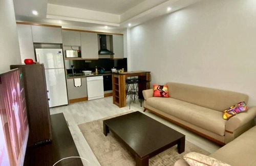 Avsallar Apartment | Stylish 1BR Flat Pool View & 10 min Walk to Beach