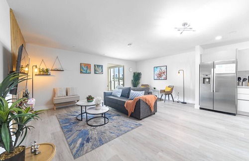 Ojus Apartment | Stylish 1BR Loft in the heart of Aventura