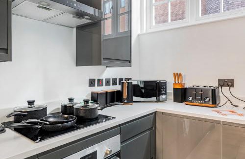 Nottingham City Centre Apartment | Stylish 2-Bed, 2-Bath Apartment in Prime City Centre