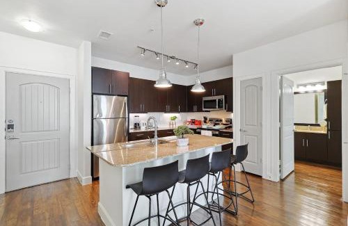 Frisco Apartment | Stylish 2B near Legacy West Wi-Fi Fitness Pool 2349