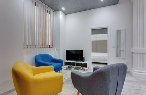 Tower Road Apartment | Stylish 3BR Apartment, Fantastic Location Sliema