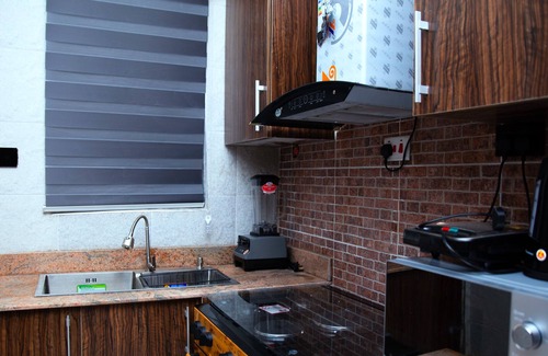 Ojodu Apartment | Stylish 3BR Ensuite Apartment 24/7 Power Fast WiFi Secure Estate Ikeja Lagos