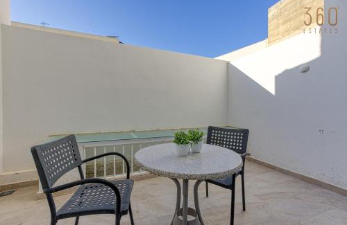 Mosta Apartment | Stylish 3BR home with large terrace in Mosta by 360 Estates