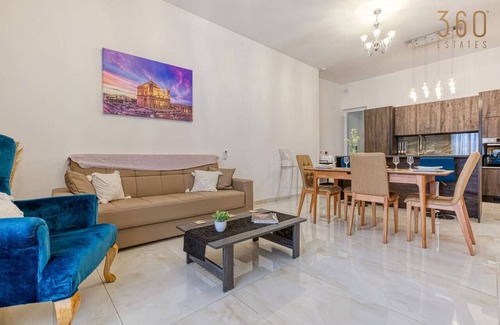 Mosta Apartment | Stylish 3BR home with large terrace in Mosta