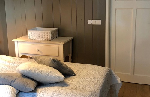 Landsmeer House | Stylish 4 p. apartment in renovated farm on the country side of Amsterdam