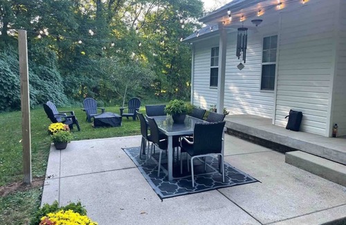 Pleasant View House | Stylish 4BR Home on Tranquil Country Road