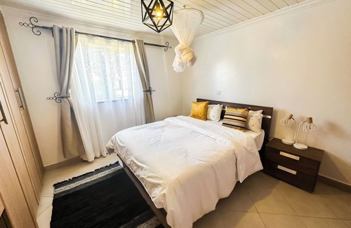 Athi River House | Stylish 5BR Bungalow with Private Pool near JKIA – Greenpark, Athi River