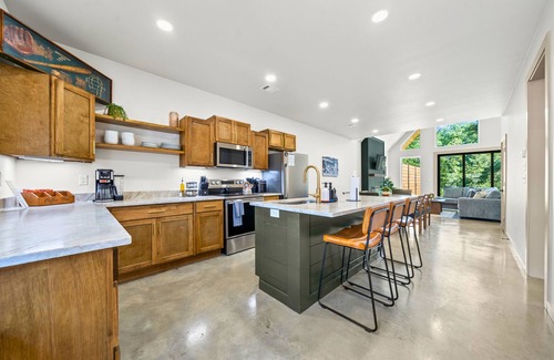 Mid America House | Stylish A-Frame Getaway with Pool and Lake Access