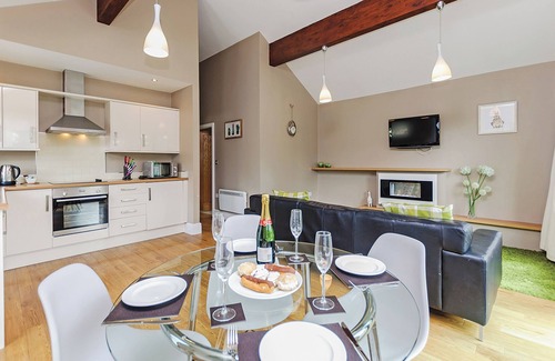 Selby Ski Chalet | Stylish and contemporary lodge.