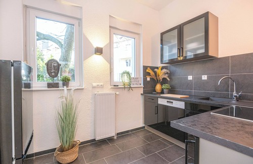 Holsterhausen Apartment | Stylish apartment/5 min to trade fair & city center
