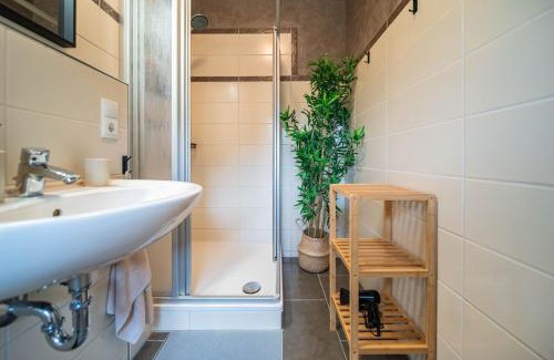 Neuendorf Apartment | Stylish Apartment by the Rhine River