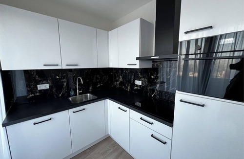 Goirle Apartment | Stylish apartment with free parking, fast WiFi, and easy access to Goirle’s attractions. Sleeps four