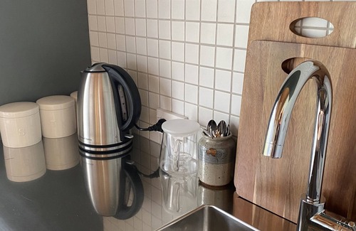 Herbertville Apartment | Stylish beach studio, golf course, stunning beach, epic night skies