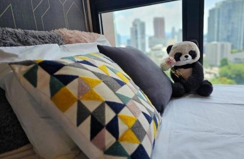 Golden Triangle Apartment | Stylish Ceylonz Suite near Bukit Bintang 4pax