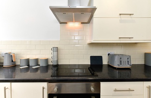 Grangetown Apartment | Stylish, City Centre Apartment