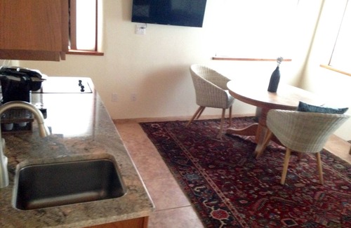 Taos Apartment | Stylish comfortable suite. Awesome Mountain Views!