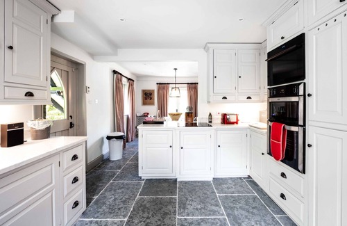 Highmoor Cross House | Stylish Country Cottage, Henley, Oxfordshire