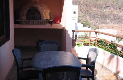 Agulo Apartment | Stylish country house with breathtaking sea views