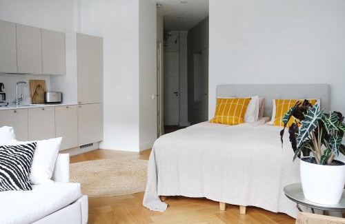 Toolo Apartment | Stylish Design Studio Next to The Parliament House